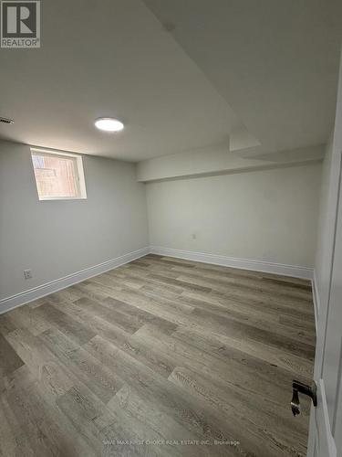 4362 Waterford Crescent, Mississauga, ON - Indoor Photo Showing Other Room