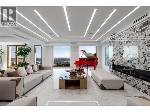 961 King Georges Way, West Vancouver, BC - Indoor Photo Showing Other Room