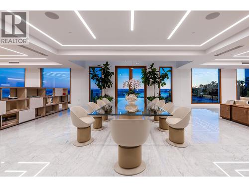 961 King Georges Way, West Vancouver, BC - Indoor Photo Showing Other Room