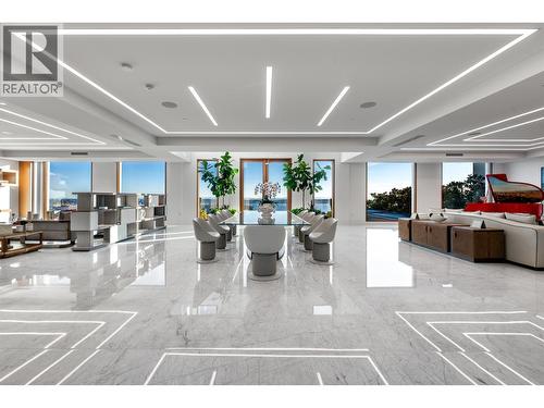 961 King Georges Way, West Vancouver, BC - Indoor Photo Showing Other Room