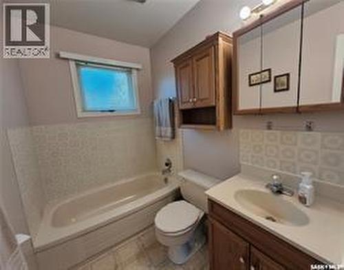 Gader Acreage, Coulee Rm No. 136, SK - Indoor Photo Showing Bathroom