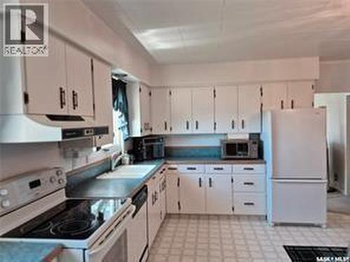 Gader Acreage, Coulee Rm No. 136, SK - Indoor Photo Showing Kitchen