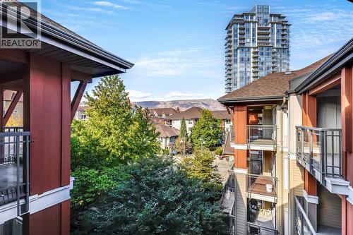 Top floor for peace of mind of noise concerns above you - 1099 Sunset Drive Unit# 432, Kelowna, BC - Outdoor With Balcony