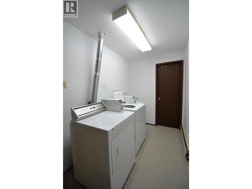 393 Carney Street, Prince George, BC - Indoor Photo Showing Laundry Room