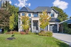 14 WESTGLEN CRESCENT  Toronto, ON M9B 4R1