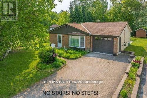 4 MAYPARK DRIVE  Bracebridge, ON P1L 1C3