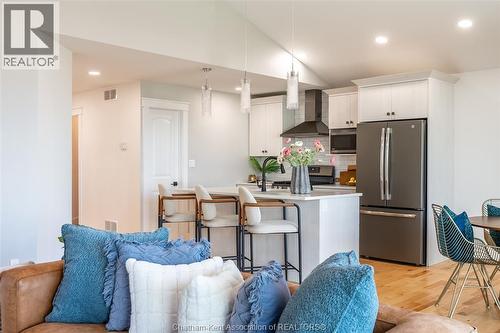 21 Cabot Trail, Chatham, ON - Indoor