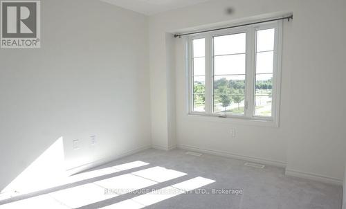 26 Louise Crescent, Whitby, ON - Indoor Photo Showing Other Room