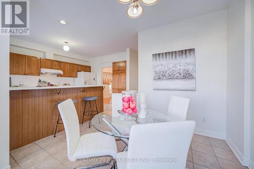 108 - 190 Harding Boulevard W, Richmond Hill, ON - Indoor Photo Showing Dining Room