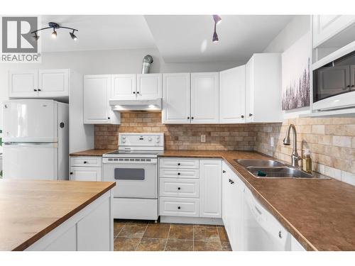Suite - 2555 Tallus Ridge Drive, West Kelowna, BC - Indoor Photo Showing Kitchen With Double Sink