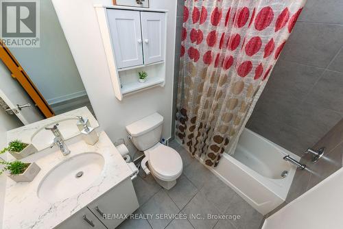 8 - 3476 Widdicombe Way, Mississauga, ON - Indoor Photo Showing Bathroom