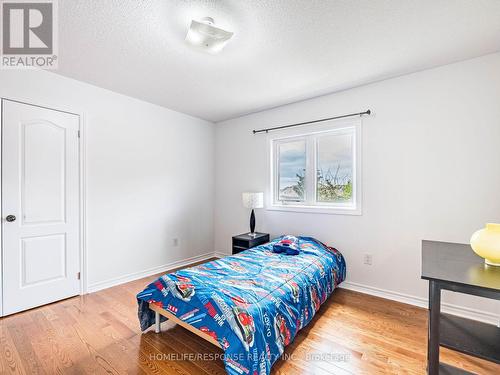 7272 Milano Court, Mississauga, ON - Indoor Photo Showing Bedroom