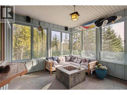 8028 Jackpine Road, Vernon, BC - Indoor