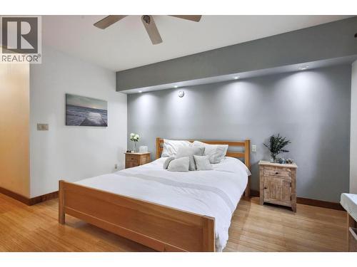 8028 Jackpine Road, Vernon, BC - Indoor Photo Showing Bedroom