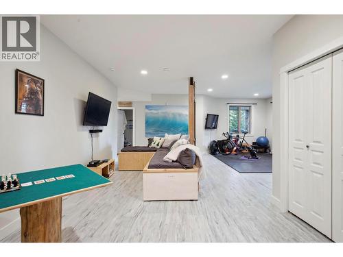 8028 Jackpine Road, Vernon, BC - Indoor Photo Showing Other Room