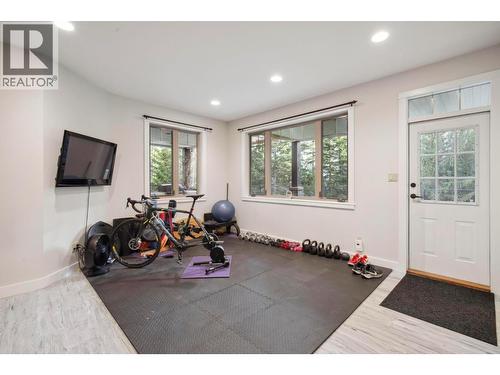 8028 Jackpine Road, Vernon, BC - Indoor Photo Showing Other Room