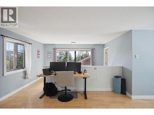 8028 Jackpine Road, Vernon, BC - Indoor Photo Showing Office