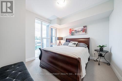 118 - 16 Concord Place, Grimsby, ON - Indoor Photo Showing Bedroom