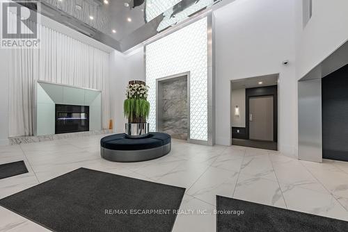 118 - 16 Concord Place, Grimsby, ON - Indoor Photo Showing Other Room