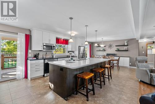 81993 Bluewater Highway, Ashfield-Colborne-Wawanosh (Colborne), ON - Indoor Photo Showing Kitchen With Upgraded Kitchen