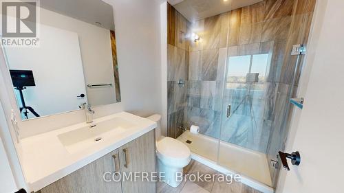 621 - 60 George Butchart Drive, Toronto (Downsview-Roding-Cfb), ON - Indoor Photo Showing Bathroom