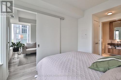Primary Bedroom - 1205 - 11 Yorkville Avenue, Toronto, ON - Indoor Photo Showing Bedroom