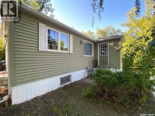 204 4Th Street E, Carnduff, SK - Outdoor