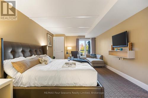 6210/6212 - 9 Harbour Street E, Collingwood, ON 