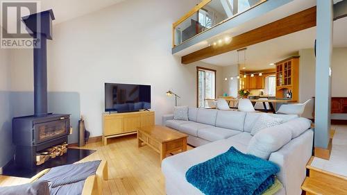 200 Watson Rd, Echo Bay, ON - Indoor Photo Showing Living Room With Fireplace
