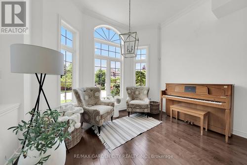 6 Vanderburgh Lane, Grimsby, ON - Indoor