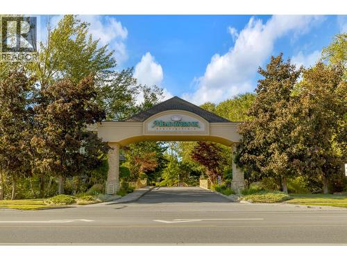 1964 Enterprise Way Unit# 403, Kelowna, BC - Outdoor