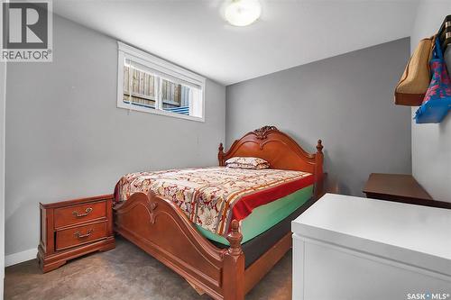 226 Gillies Street, Saskatoon, SK - Indoor Photo Showing Bedroom