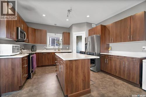 226 Gillies Street, Saskatoon, SK - Indoor Photo Showing Kitchen