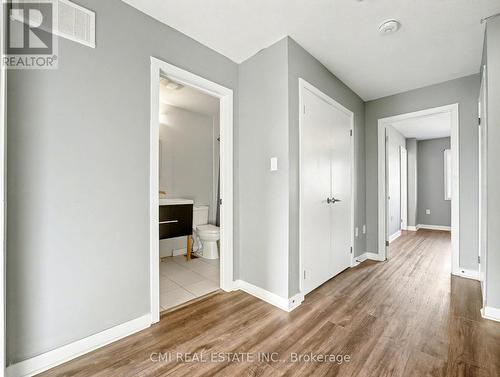 62 Sherway Street, Hamilton, ON - Indoor Photo Showing Other Room