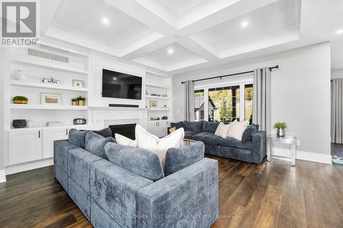 122 Glens Of Antrim Way, Alnwick/Haldimand, ON - Indoor Photo Showing Living Room With Fireplace