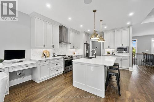 122 Glens Of Antrim Way, Alnwick/Haldimand, ON - Indoor Photo Showing Kitchen With Stainless Steel Kitchen With Upgraded Kitchen