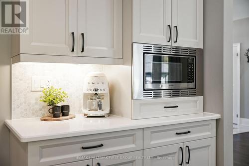 122 Glens Of Antrim Way, Alnwick/Haldimand, ON - Indoor Photo Showing Kitchen
