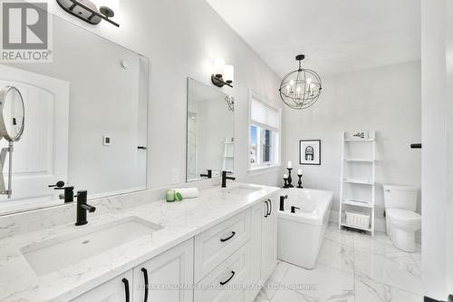 122 Glens Of Antrim Way, Alnwick/Haldimand, ON - Indoor Photo Showing Bathroom