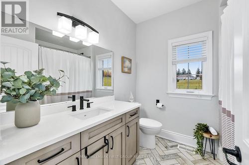 122 Glens Of Antrim Way, Alnwick/Haldimand, ON - Indoor Photo Showing Bathroom