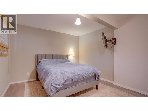 700 Bass Avenue, Enderby, BC - Indoor Photo Showing Bedroom