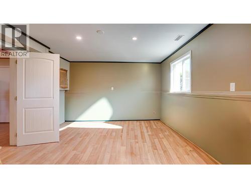 700 Bass Avenue, Enderby, BC - Indoor Photo Showing Other Room