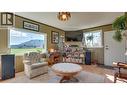 700 Bass Avenue, Enderby, BC  - Indoor Photo Showing Living Room 
