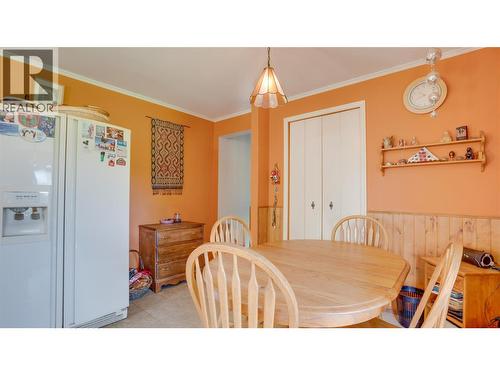 700 Bass Avenue, Enderby, BC - Indoor Photo Showing Dining Room