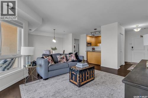1205 902 Spadina Crescent E, Saskatoon, SK - Indoor Photo Showing Living Room