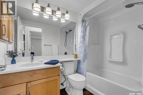 1205 902 Spadina Crescent E, Saskatoon, SK - Indoor Photo Showing Bathroom