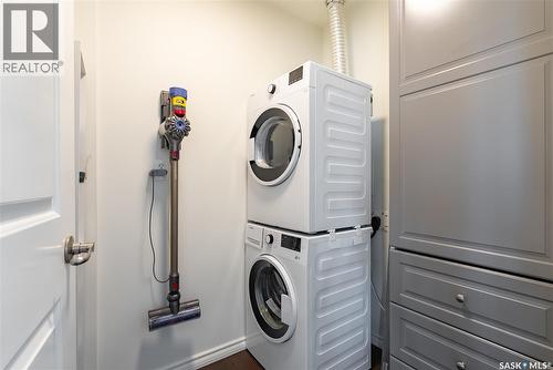 1205 902 Spadina Crescent E, Saskatoon, SK - Indoor Photo Showing Laundry Room