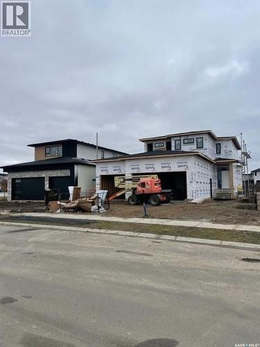 832 Henry Dayday ROAD  Saskatoon, SK S7W 1E4