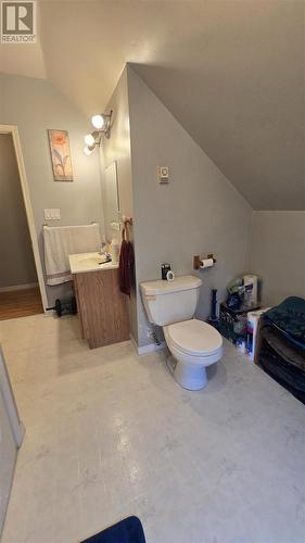 14 Abbott St, Sault Ste. Marie, ON - Indoor Photo Showing Bathroom