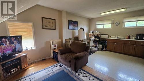 14 Abbott St, Sault Ste. Marie, ON - Indoor