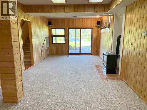 2719 Davidson Road, Shoreacres, BC - Indoor Photo Showing Other Room